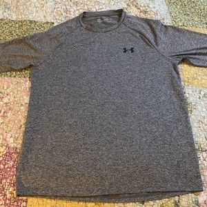 Men’s long sleeve under armor cold gear shirt